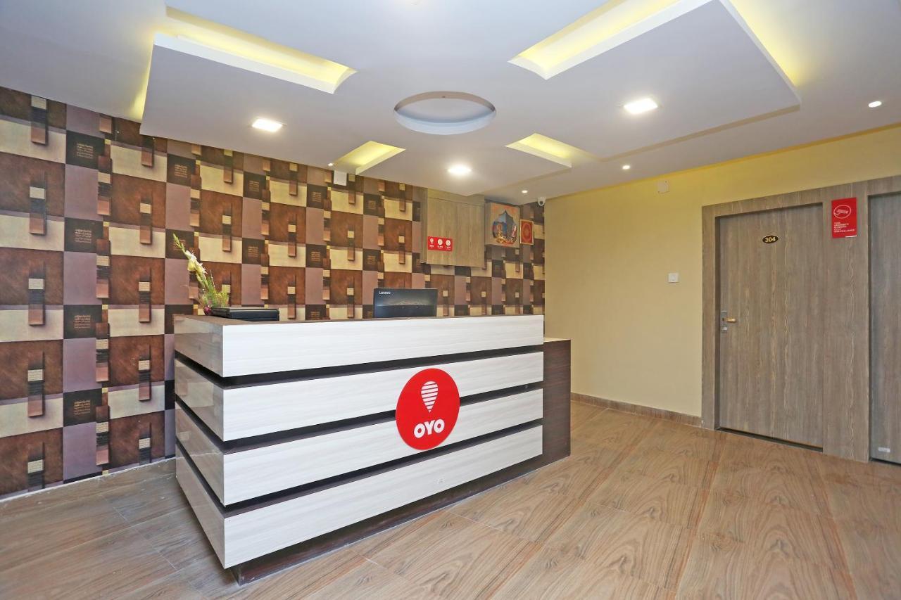 Oyo Flagship 11549 Crystal Inn Dzsamsedpur Kültér fotó